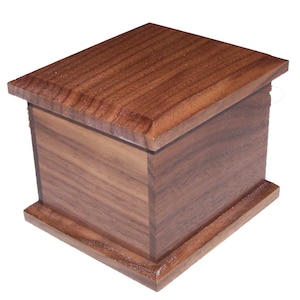Walnut Keepsake Urn #15