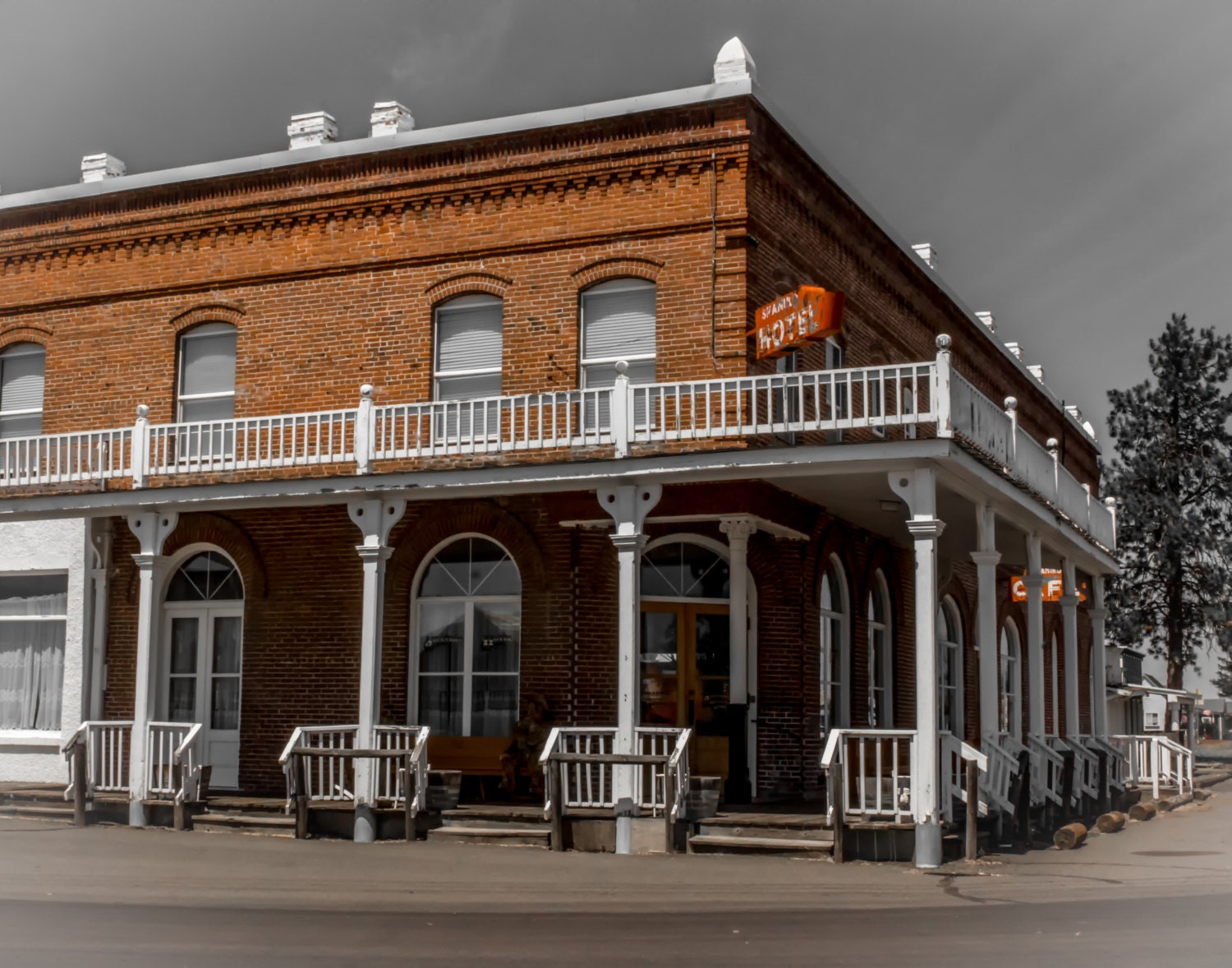 gallery photo