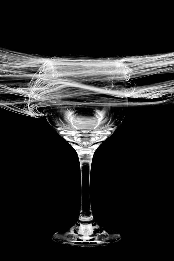 Suspend Black and white light painting (Metal Panel)