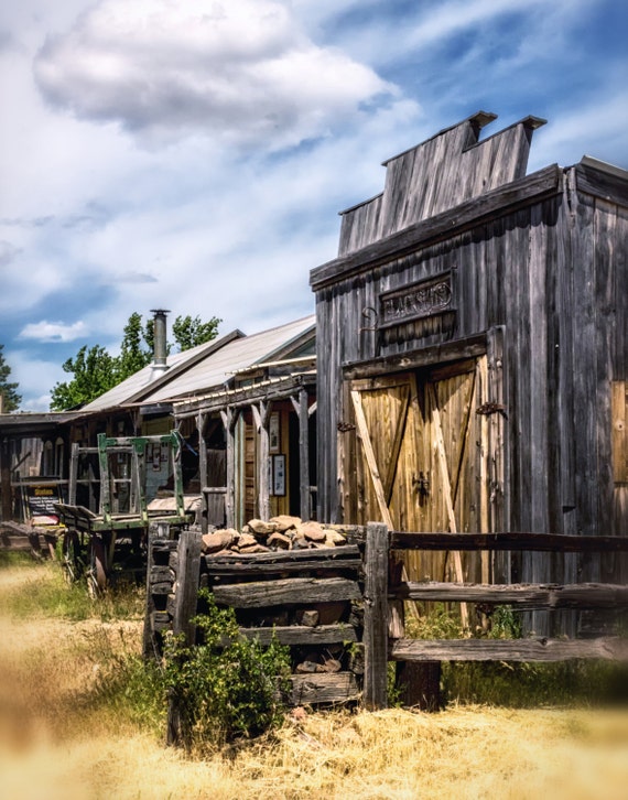 Strip Mall in a Ghost Town