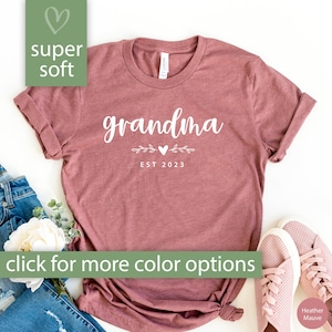 Grandma Shirt for New Grandma Gift, Grandma Est 2024 Shirt, Gift for Grandma, First Time Grandma T Shirt, New Grandma T-Shirt, Grandma Tee