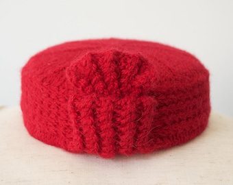 SAMPLE SALE - Knitted Pillbox Hat, Red knit hat, Red Pillbox Hat, Gift for Her