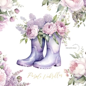 Puede incluir: Botas de lluvia moradas con un ramo de peonías rosas y flores de lila. Las botas están decoradas con un diseño floral de acuarela. El texto "Purple Umbrellas" está escrito en letras doradas debajo de las botas.
