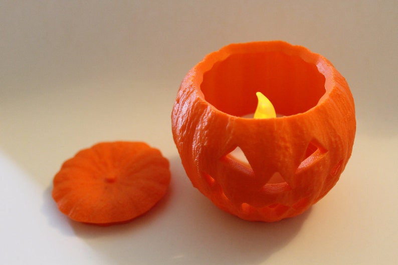 3D Printed pumpkin with flickering LED candle effect light image 2