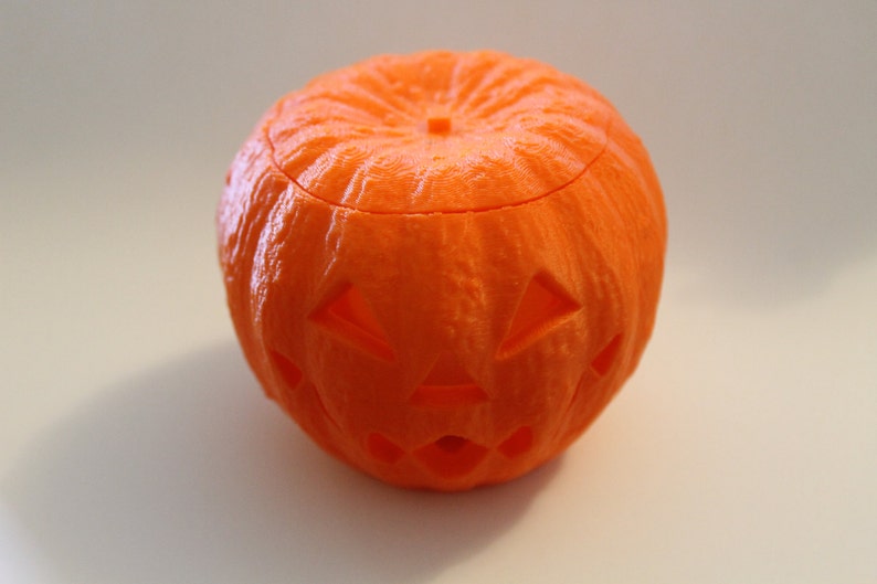3D Printed pumpkin with flickering LED candle effect light image 3