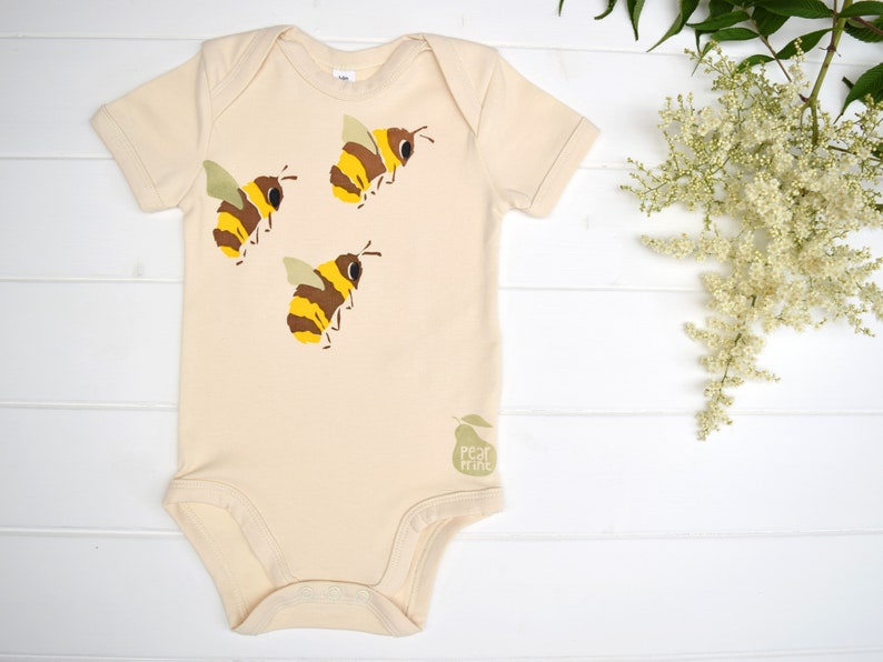 Pear Print baby bodysuit in organic cotton with bees. Save the Bees. Baby one-piece. Baby boy or baby girl gift. Bumble bees. image 2