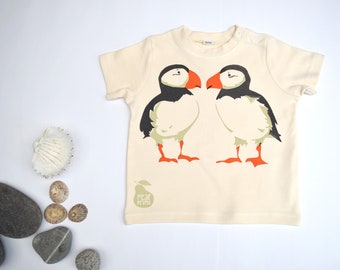 PearPrint baby t-shirt in organic cotton with puffins. Baby boy or baby girl gift.