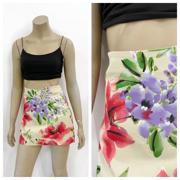 1990's bold floral cotton stretch mini skirt. Size XS.