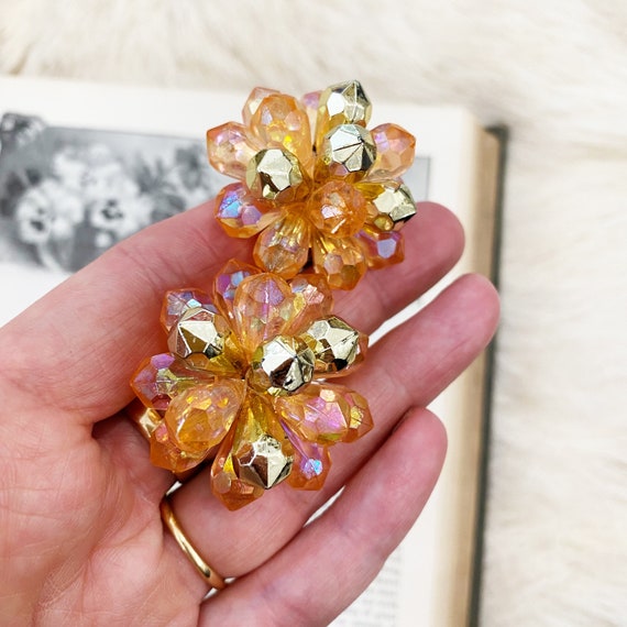 Fun 1960's gold and peach cluster clip ons. - image 4
