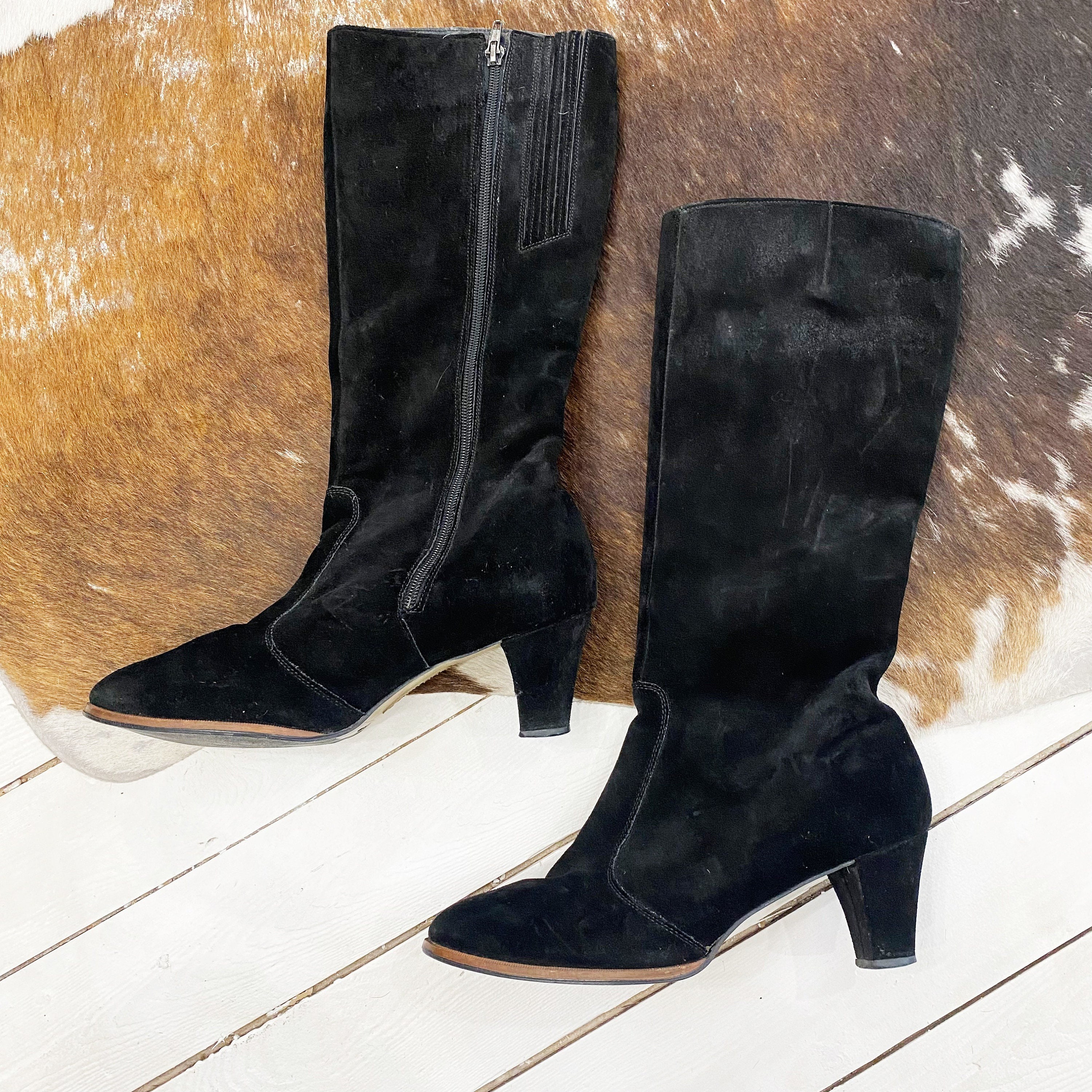 Schoenen damesschoenen Laarzen Regen Size 9.5. Made in Canada fleece lined black suede slight heel winter boots & Sneeuwlaarzen 