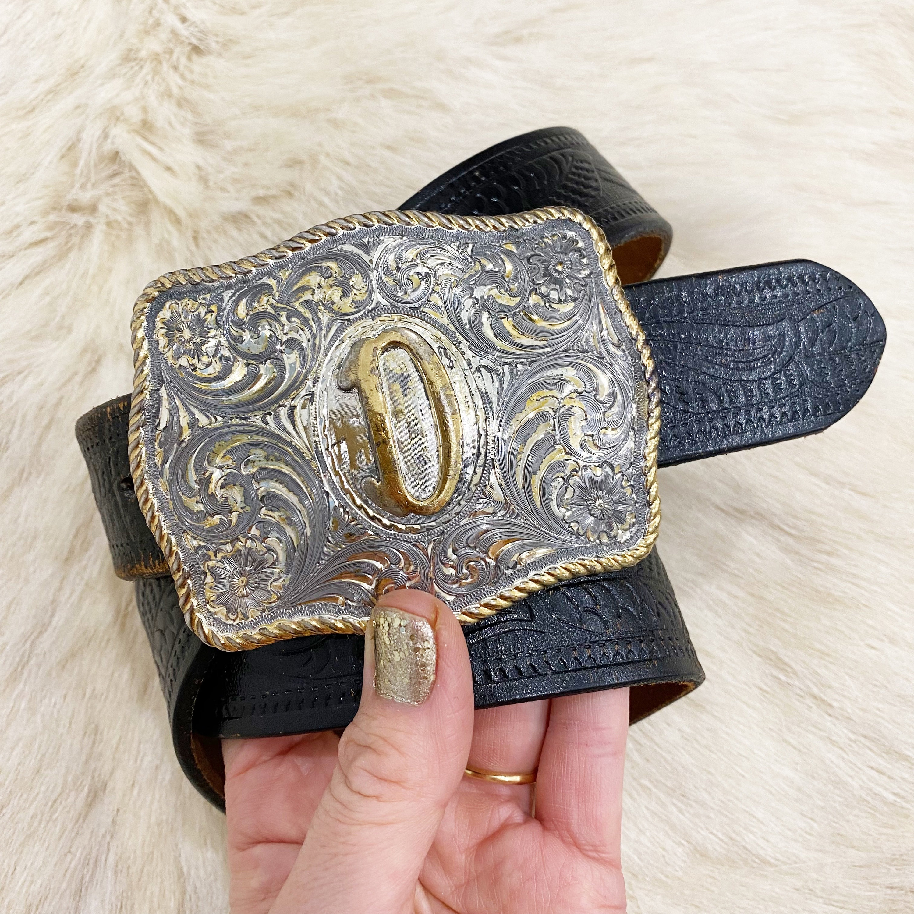 Fabulous Western Monogram  display picture 2
