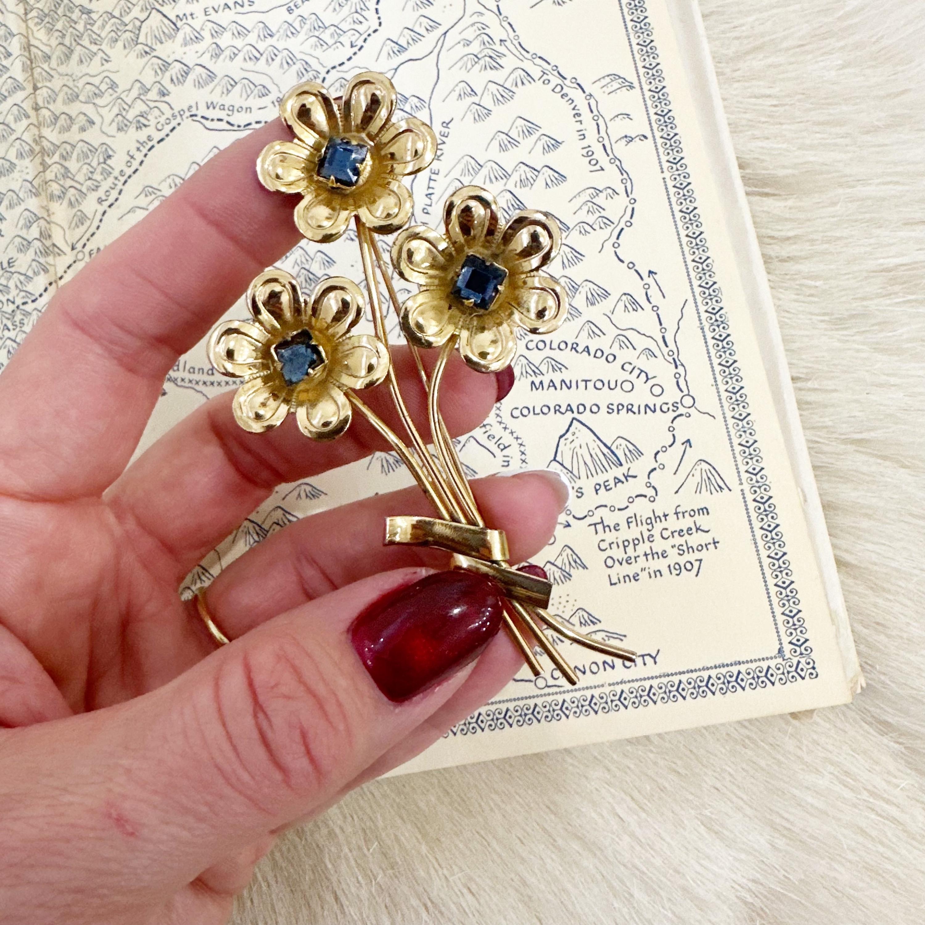 Coro Brooch - Etsy Canada