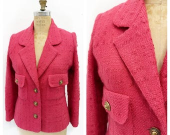Designer style bouclé raspberry pink wool Holt Renfrew blazer. Size S/M.