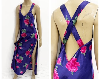 Long purple floral negligee low cut back and high side slit. Size S/M.