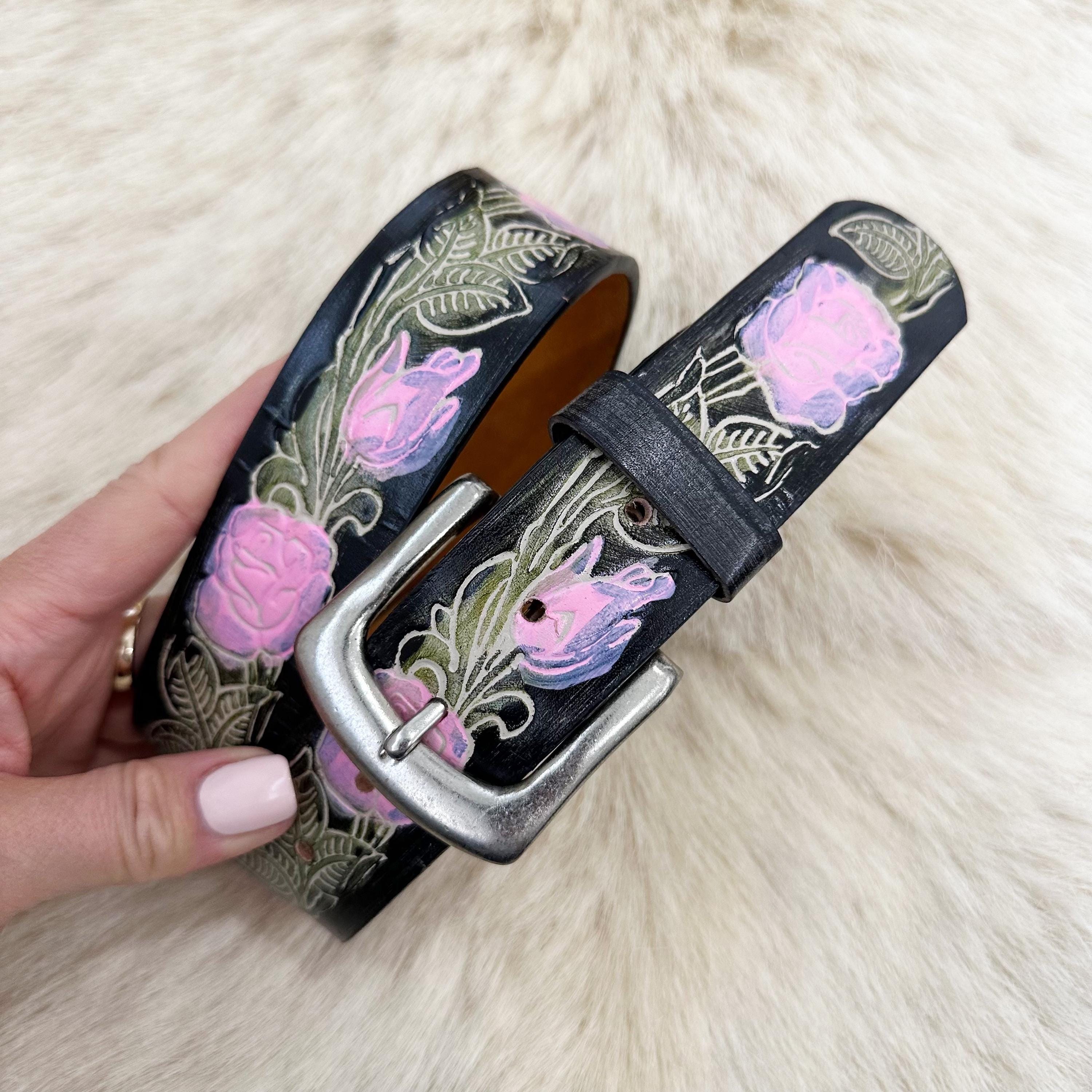 ?Genuine Leather Belt With Hand Painted Roses Rockmount Brown Tooled Leather Belts with White Roses main image 3
