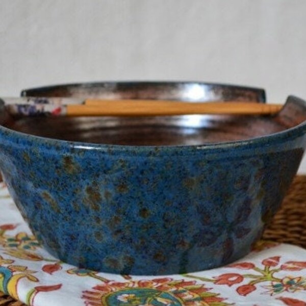 pottery noodle bowl, handmade pasta bowl, ceramic serving bowl, chopstick bowl, kitchen pottery, housewarming gift, ready to ship