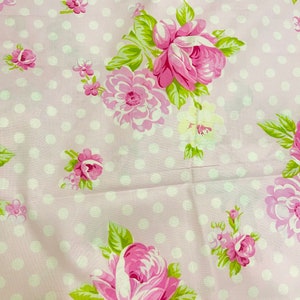 FQ Tanya Whelan Rosey _ Roses and Mums in Pink , OOP VHTF Free Spirit Fabric Fat Quarter image 4