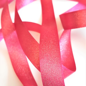 15mm Hot Pink Glitter Satinband doppelseitig von Berisfords Zierleiste / Band / Band per Meter /Kurzwaren / Nähzubehör