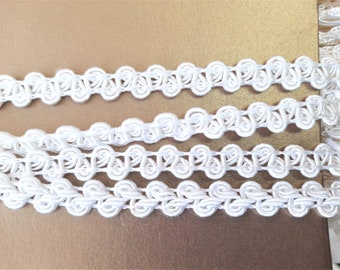 Bridal white scroll braid trim 9mm wide / trim / ribbon / ribbon by the metre / narrow braid / haberdashery / sewing supplies