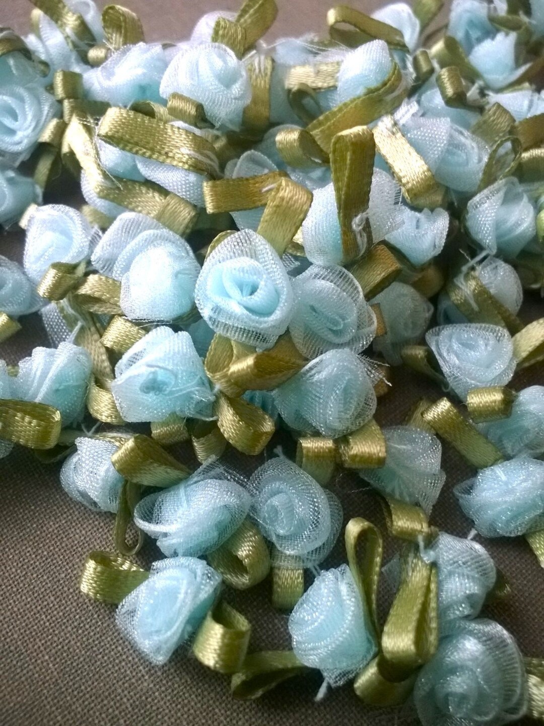 20 Organza Ribbon Roses, in a Choice of Four Colours - Etsy