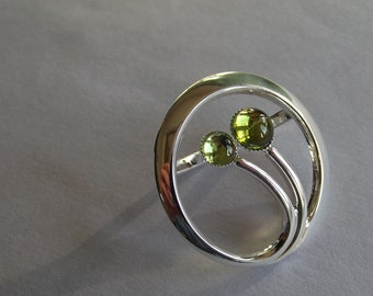 Peridot Art Deco Scarf Ring
