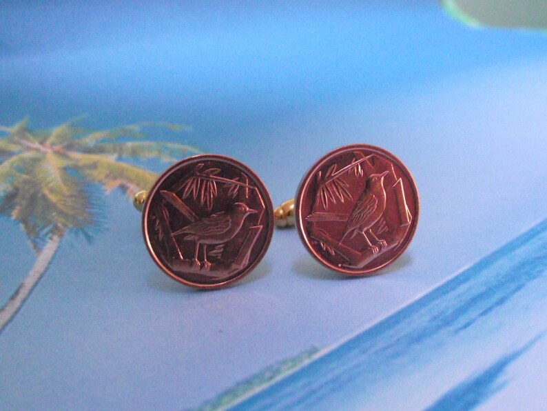 Great Caiman Thrush 1C Coin 2008 Cufflinks