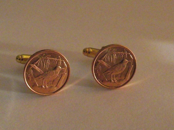 Great Caiman Thrush 1C Coin 2008 Cufflinks