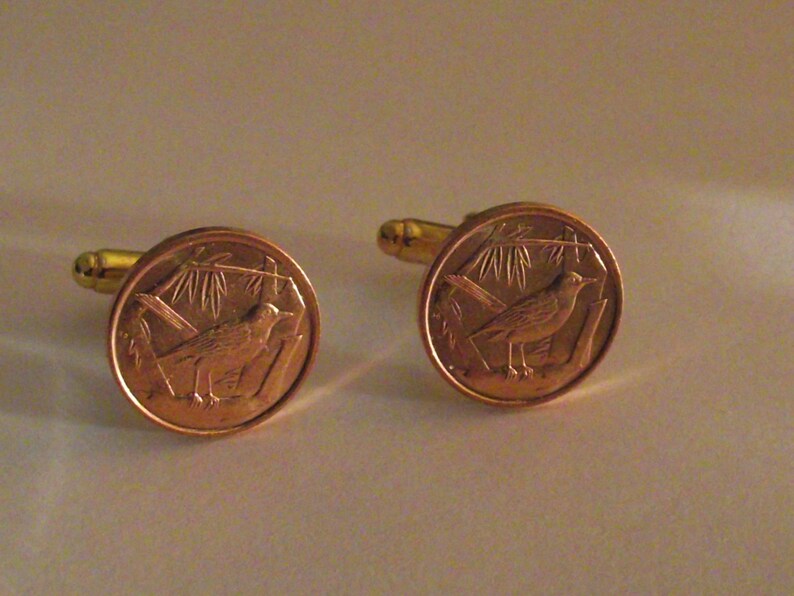 Great Caiman Thrush 1C Coin 2008 Cufflinks