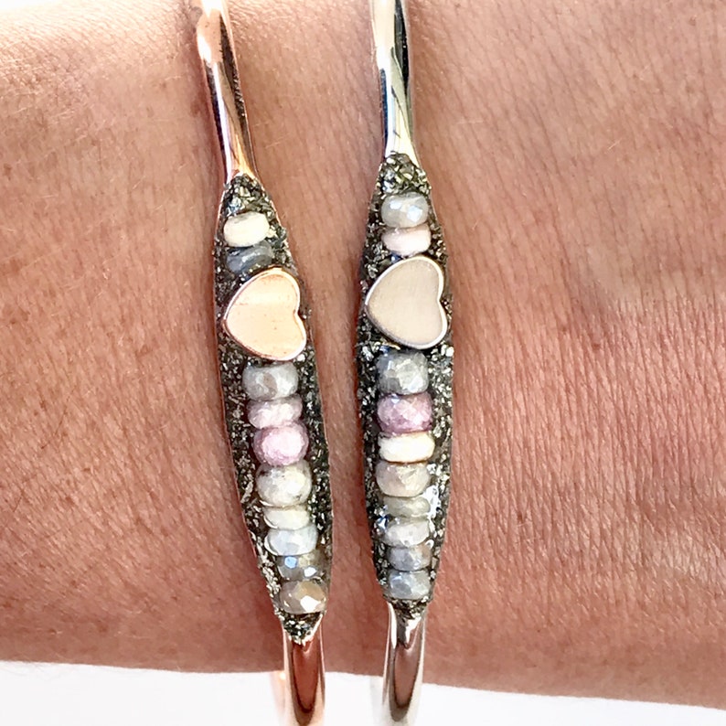 Sapphire Friendship Bracelet for Girlfriend Jewellery Dainty Love Jewelry in Silver Pink or Gold Rose Gold Heart Bracelet Gift for Wife