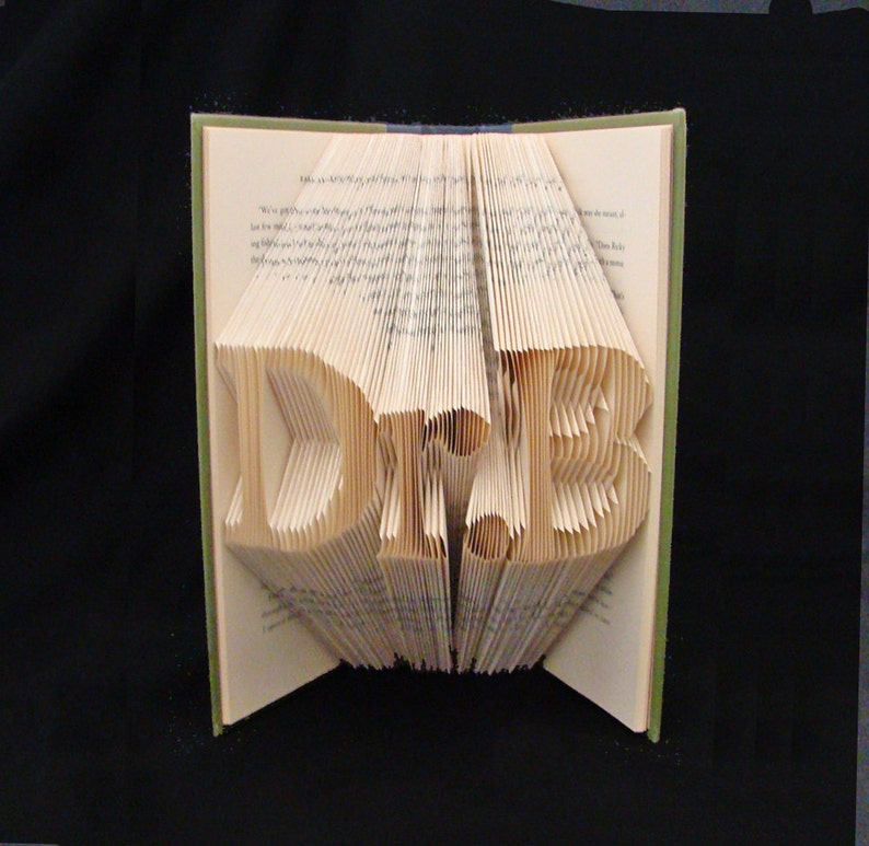 Dr.B Docteur PhD Diplômée Cadeau de graduation Professeur 3 lettres Sculpture dArt plié-Book Cadeau unique Sur mesure Personnalisé image 1