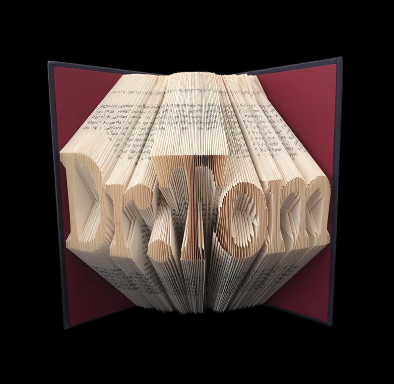 Dr.Tom 5 Letter Names Folded-Book Art Sculpture Personalized Gift Graduation Doctor's Degree image 1