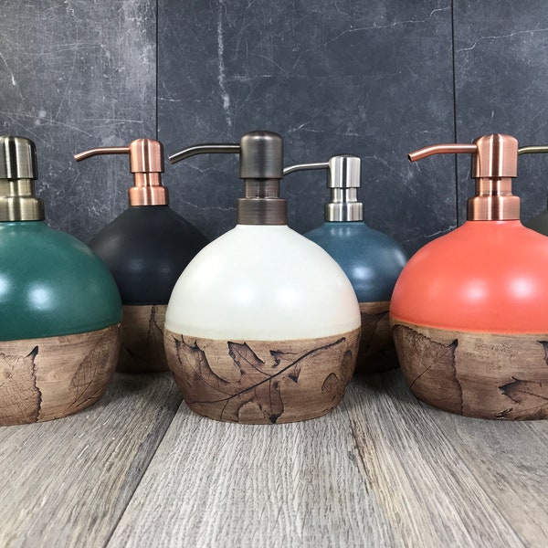 Dispensador de jabón de cerámica artesanal – Bomba de loción de gres satinado mate