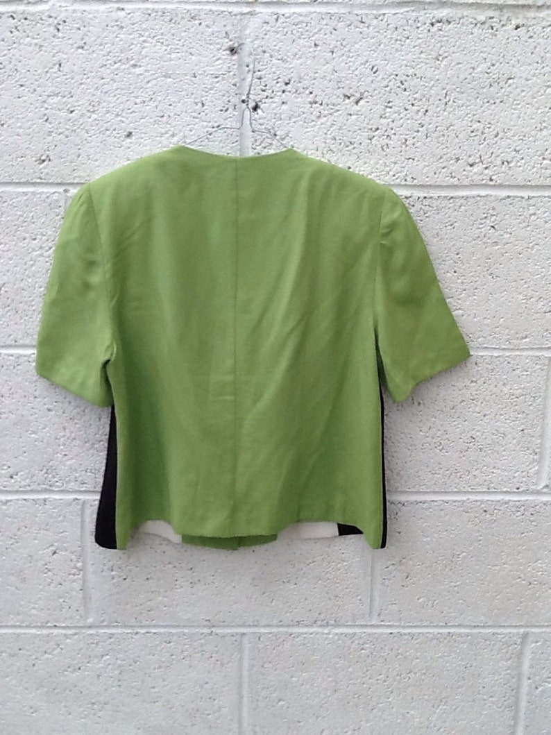Statement vintage greenblackwhite top