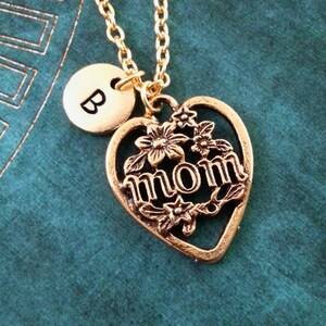 Mom Necklace, Mother Necklace, Personalized Necklace, Mother&#39;s Day Gift, Mom Charm Necklace, Gift for Mom, Mother&#39;s Day Jewelry, Mom Heart