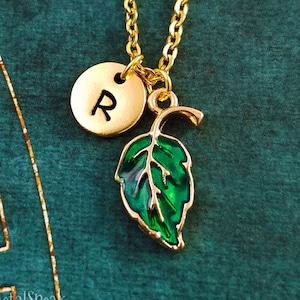 Leaf Necklace SMALL Green Leaf Charm Leaf Jewelry Leaf Pendant Necklace Autumn Jewelry Bridesmaid Necklace Women&#39;s Personalized Initial Gift