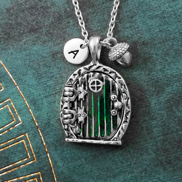 Door Necklace Magnetic Fairy Door Necklace Round Door Pendant Acorn Necklace Green Door Locket Fairy Door Jewelry Nerd Jewelry Fantasy Gift