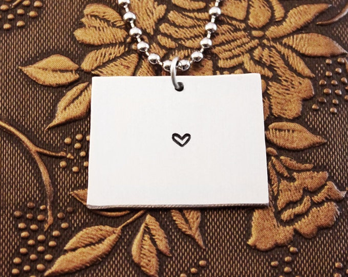 Wyoming Necklace Wyoming Keychain Personalized Jewelry Hand Stamped Necklace Long Distance Relationship State Necklace Map Necklace