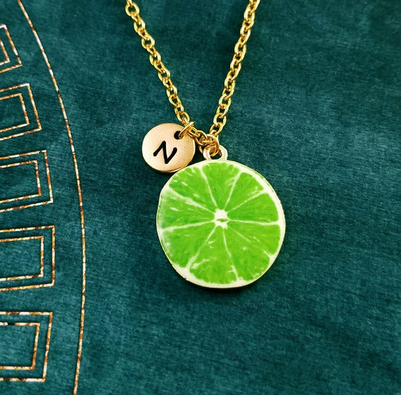 Collier de citron vert Bijoux de citron vert Bijoux de nourriture Fruit  Slice Charm Collier Vert Lime Pendentif Collier Collier initial Bijoux  personnalisés Cadeau -  France