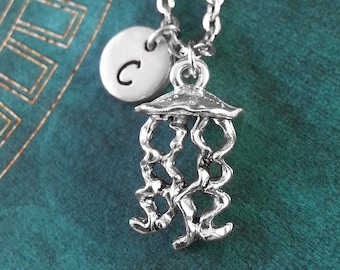 Jellyfish Necklace, Personalized Necklace, Jellyfish Pendant, Jellyfish Jewelry, Jellyfish Charm Necklace, Animal Jewelry, Fish Necklace