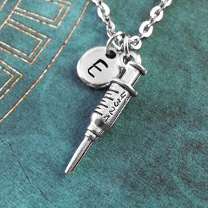 Syringe Necklace, SMALL Personalized Syringe Pendant, Nurse Jewelry, Syringe Charm Necklace, Medical Student Gift Doctor Gift Nurse Gift