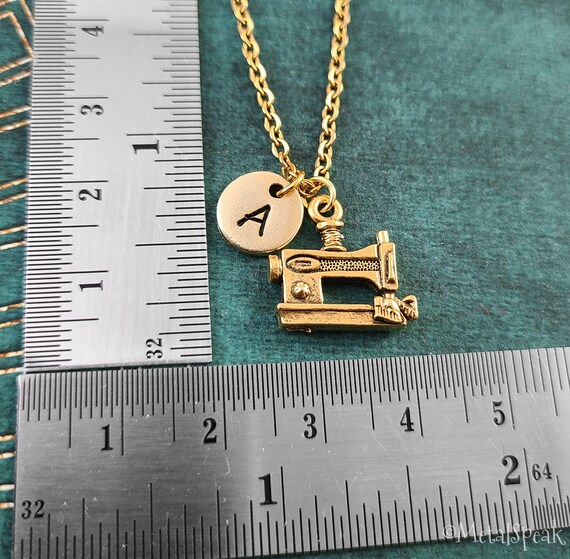 Sewing Machine Necklace With Scissors Charm - Stainless Steel Jewelry Gift For Seamstresses & Quilters