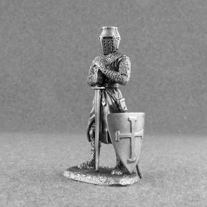 Middle Ages Knight, Collection Tin Pewter Miniature, Medieval Toy Soldier, 1/32 Scale Knight with Sword, Historical Figurine 54mm, Dads Gift
