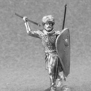 Tin Knight Miniature, Handmade Collectible Toy, Best Gift for Him, Miniature Infantry Saracen Warrior, 1/32 Figurine, Metal Toy Soldier
