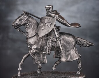 Miniature Knight on Horse with Sword and Shield, Hospitallers Orden Metal Sculpture, Middle Ages Knight Collectible Figures, Mens Gift