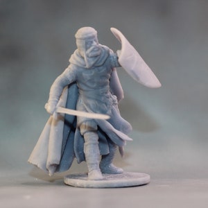 Armored Knight Miniature in Scale 54mm, Historical Medieval Knight, Gift for Him Idea, Templar Knight with Sword and Shield, Resin Figurine