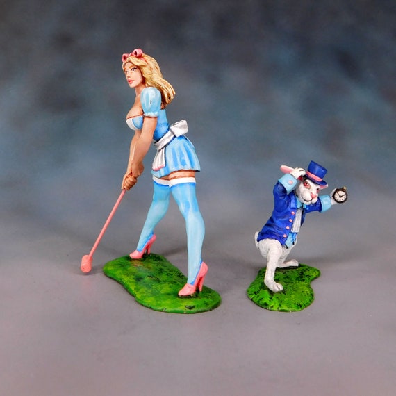 Woman Miniature Alice and the White Rabbit, Alice in Wonderland, Diorama  Miniature Home Project, Hand Painted Collectibles, Collectible Toys 