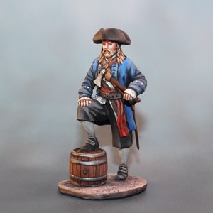 Pirate of Tortuga with Barrel of Rum, Middle Ages Miniature, Gift for Him, Desktop Collectible Pirate Miniature 54mm, Hand Painted Figurines