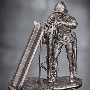 Middle Ages Knight, Tin Warrior Figurine, Knight Miniature, Gift for Dad, Medieval Miniature Crossbowman 54mm, Metal Toy Soldier Figurine