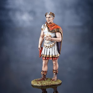 Emperor of Rome Caesar 54mm, Caesar in Laurel Wreath, Gift for Collector, Roman Emperor Gaius Julius Caesar, Historical Miniature in Scale