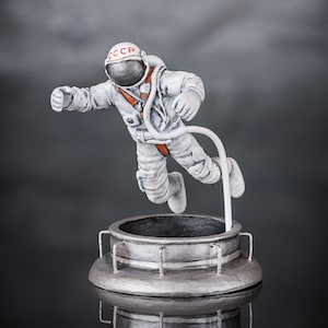 Astronaut Leonov Miniature, Space Collection, Hand Painted Miniature, Toy Figurine, Metal Sculpture 1/32 Scale, Soldier Miniature, 3D Figure